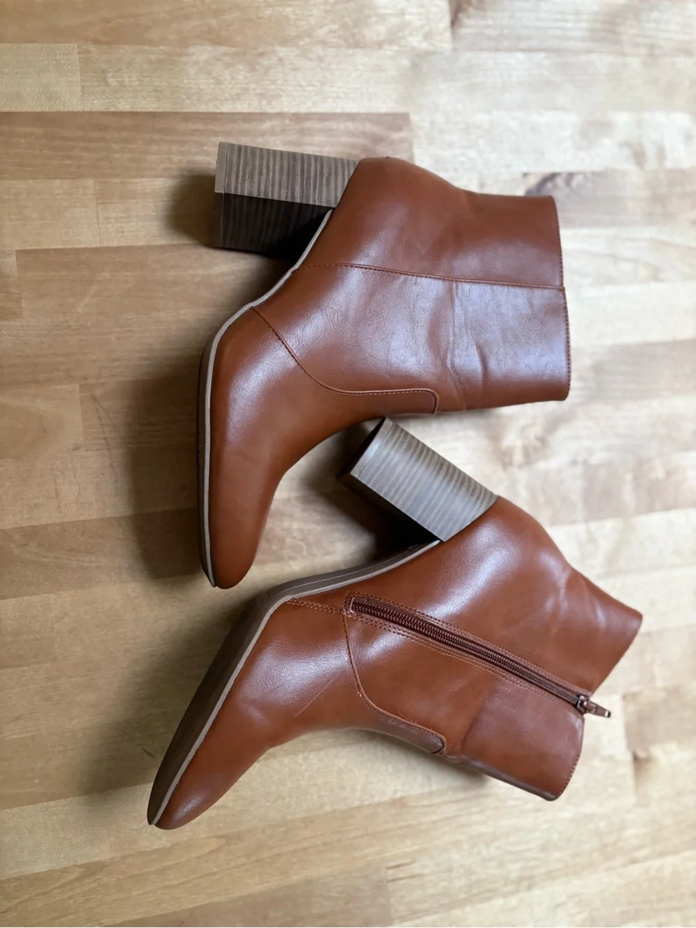 Old Navy Brown Heeled Boots Size 10 Women's Caramel Camel Fall Autumn Classic